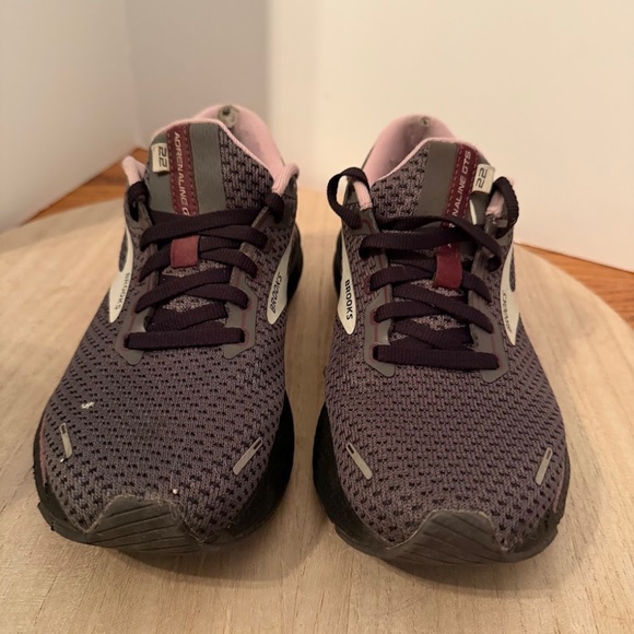 Brooks Adrenaline GTS 22 Women’s Running Shoes Gray Pink Size 8 B Medium Support - Picture 2 of 12